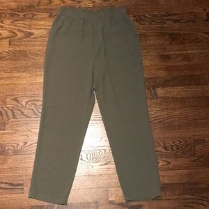 Army green trousers (100% polyester)